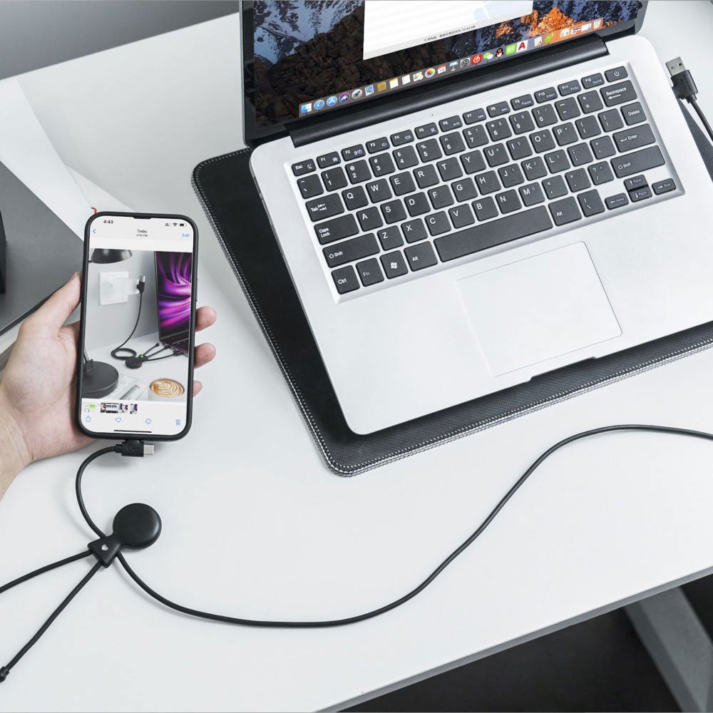 2089 | Xoopar Mr. Bio Long Power Delivery Cable with data transfer